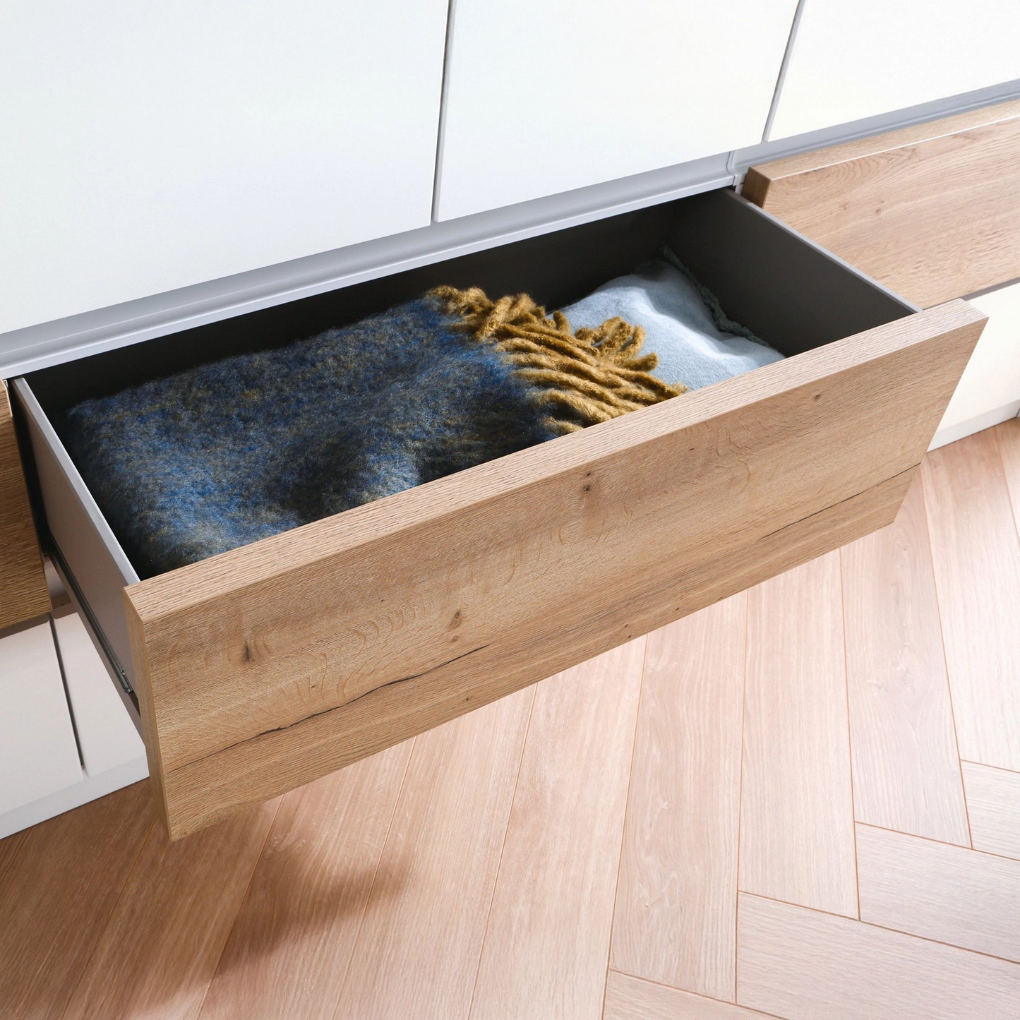 Winnipeg Alpine White With Mirror 6 Door Wardrobe with Drawers - W271CM