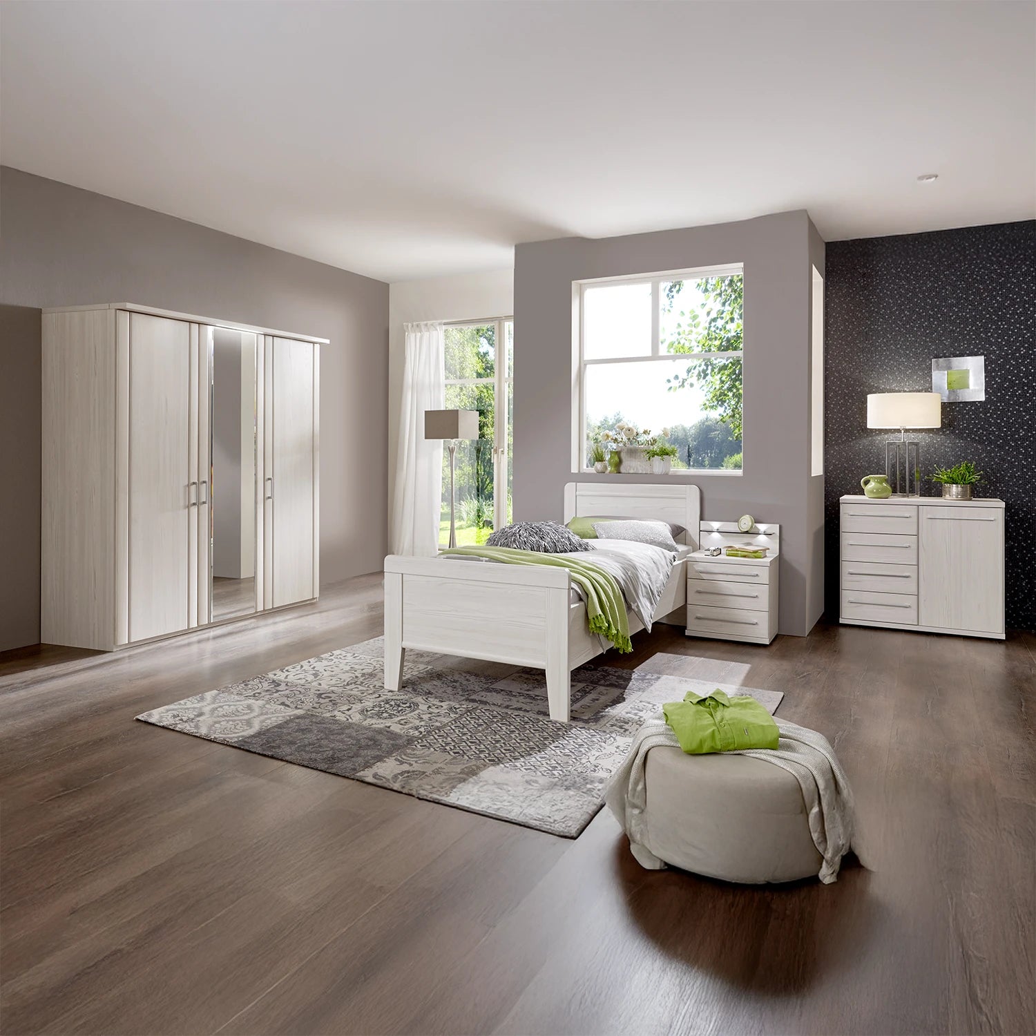 Wiemann 3 Door Wardrove with Mirror and Bedroom Furniture