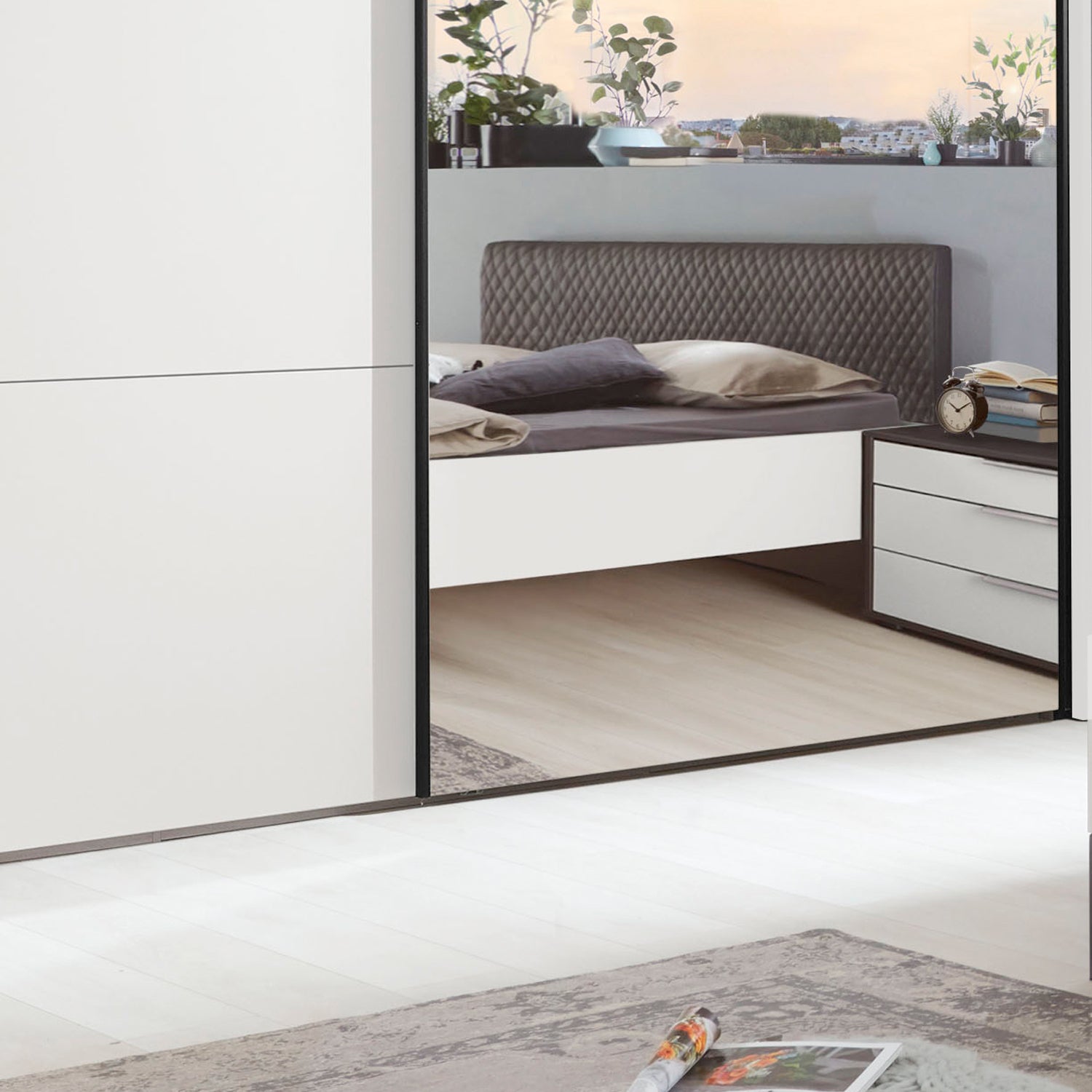Halver White 2 Door Sliding Wardrobe  with Mirror - Mirror Closeup