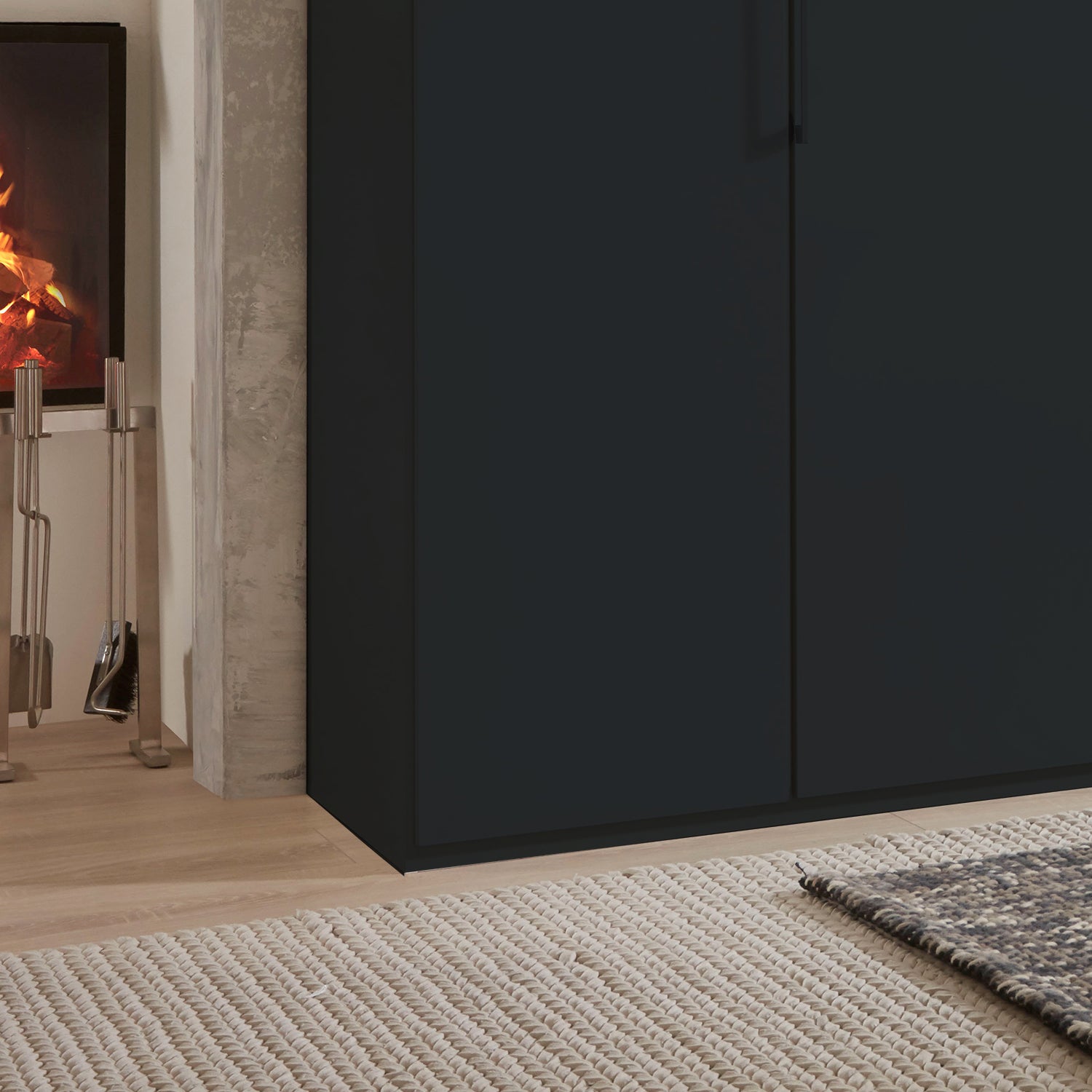 Halver Graphite 4 Door Hinged Wardrobe (W200cm) - Side Closeup View
