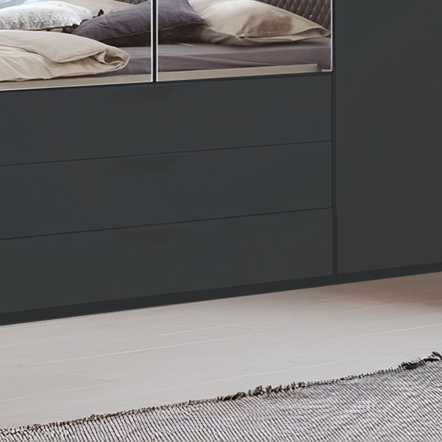 Halver Graphite 4 Door Wardrobe with Drawers (W200cm) - Closeup View Of Mirror & Drawer