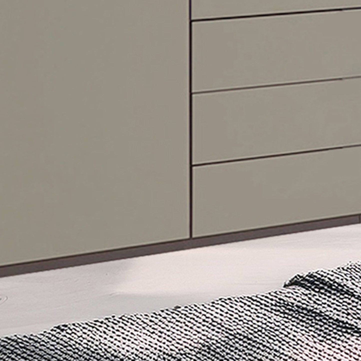 Halver Pebble Grey 5 Door Wardrobe with Drawers (W250cm) - Closeup View Of Drawers