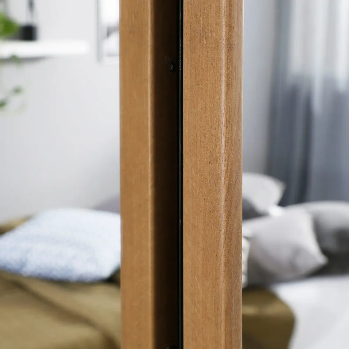 Mali Artisan Oak and Mirror Sliding Door Wardrobe - Closeup view