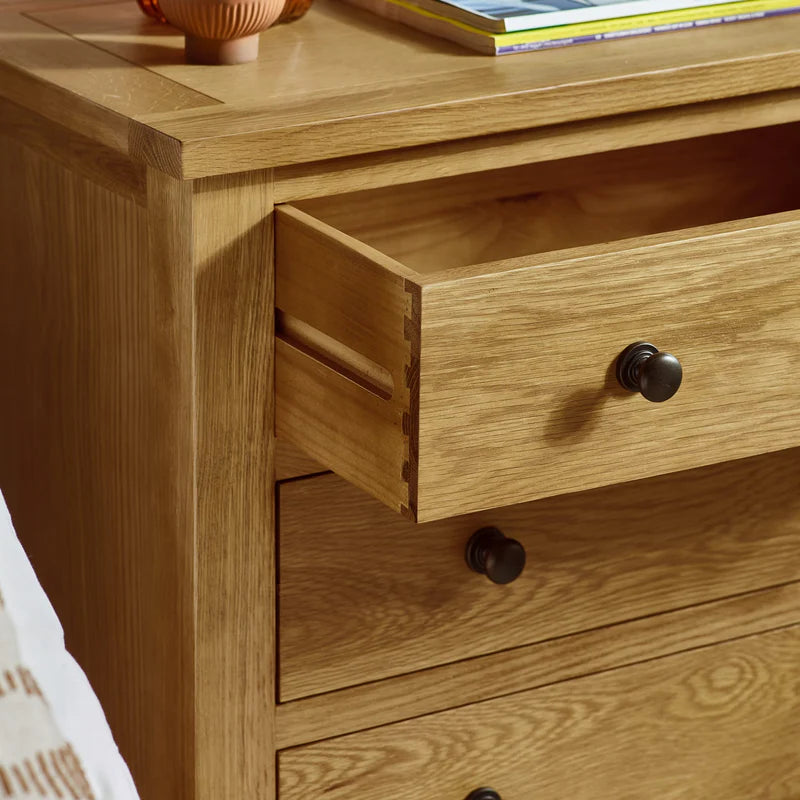 Marlborough 4+2 Drawer Chest - Close view