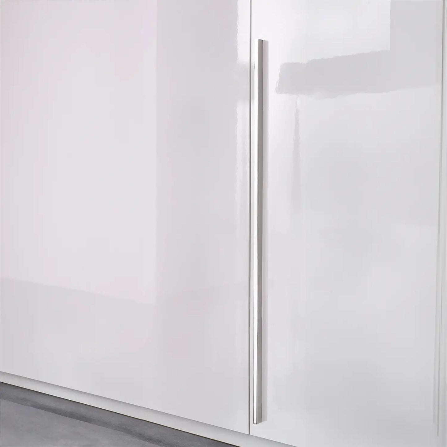 Rauch Montclar White High Gloss 5 Door Wardrobe with Drawers & Mirror- Handle Close view