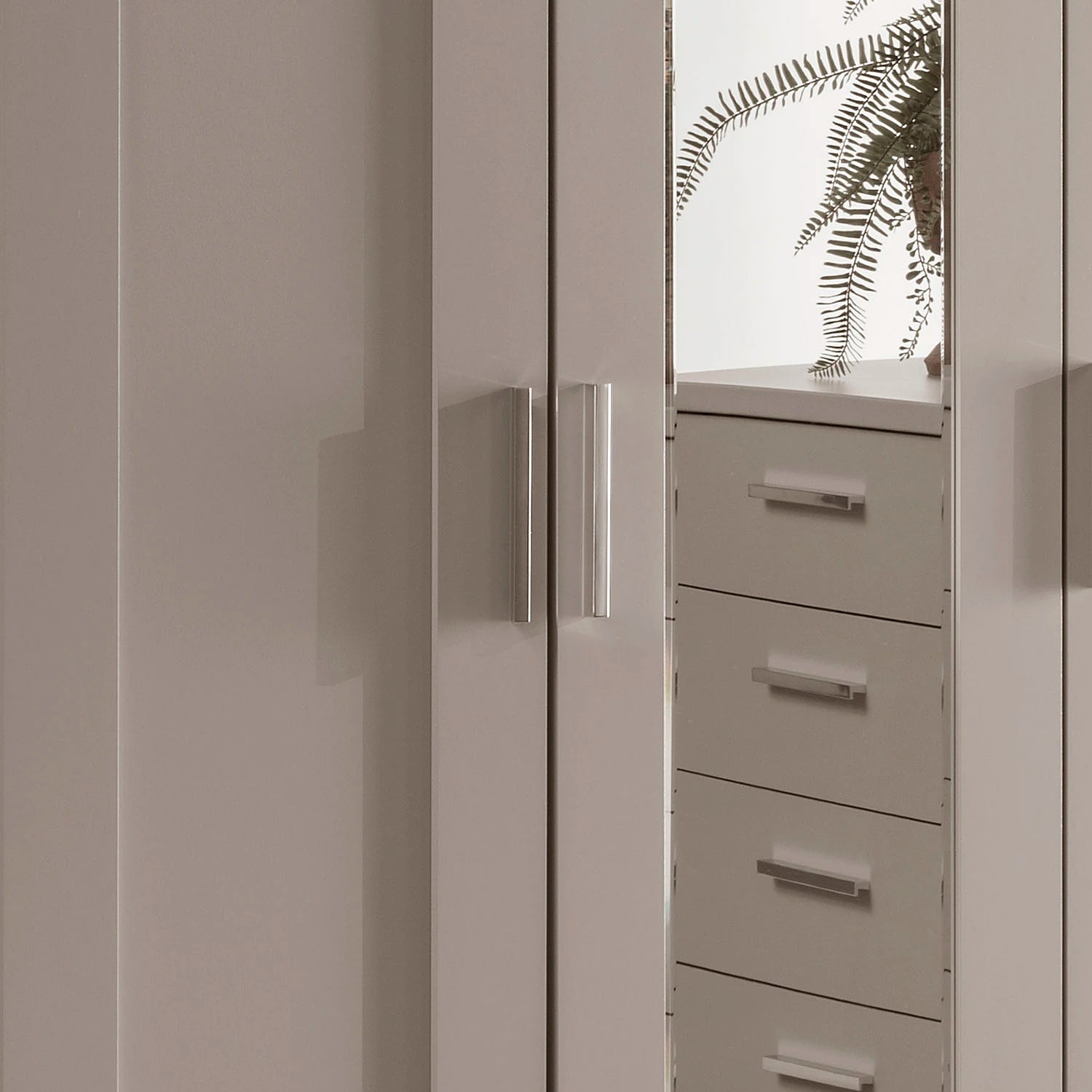 Close up of door handles of Wiemann Kempton wardrobe