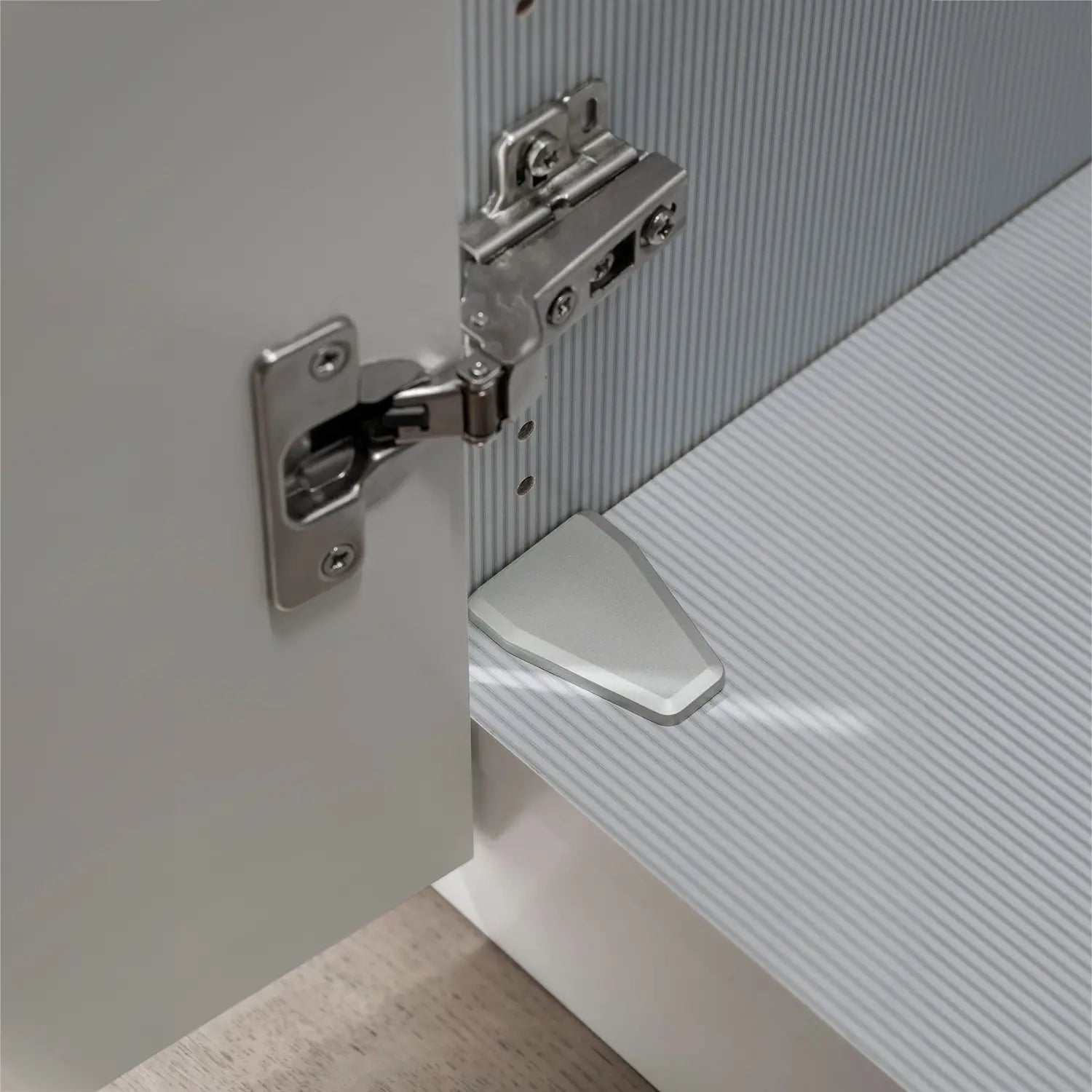 Zenith 200cm 4 Door Hinged Wardrobe Bianco Oak with Havana Glass. Available in heights 216cm and 236cm. Also available in various colours - Hinged Door Fixings Image