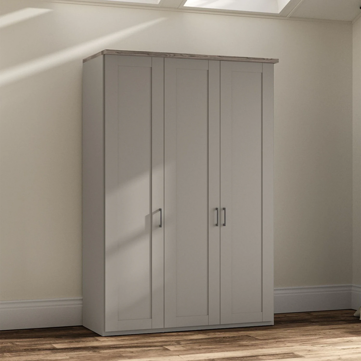 Wiemann Truro 150cm Wide 3 Door Hinged Wardrobe in Pebble Grey With Oak Cornice 